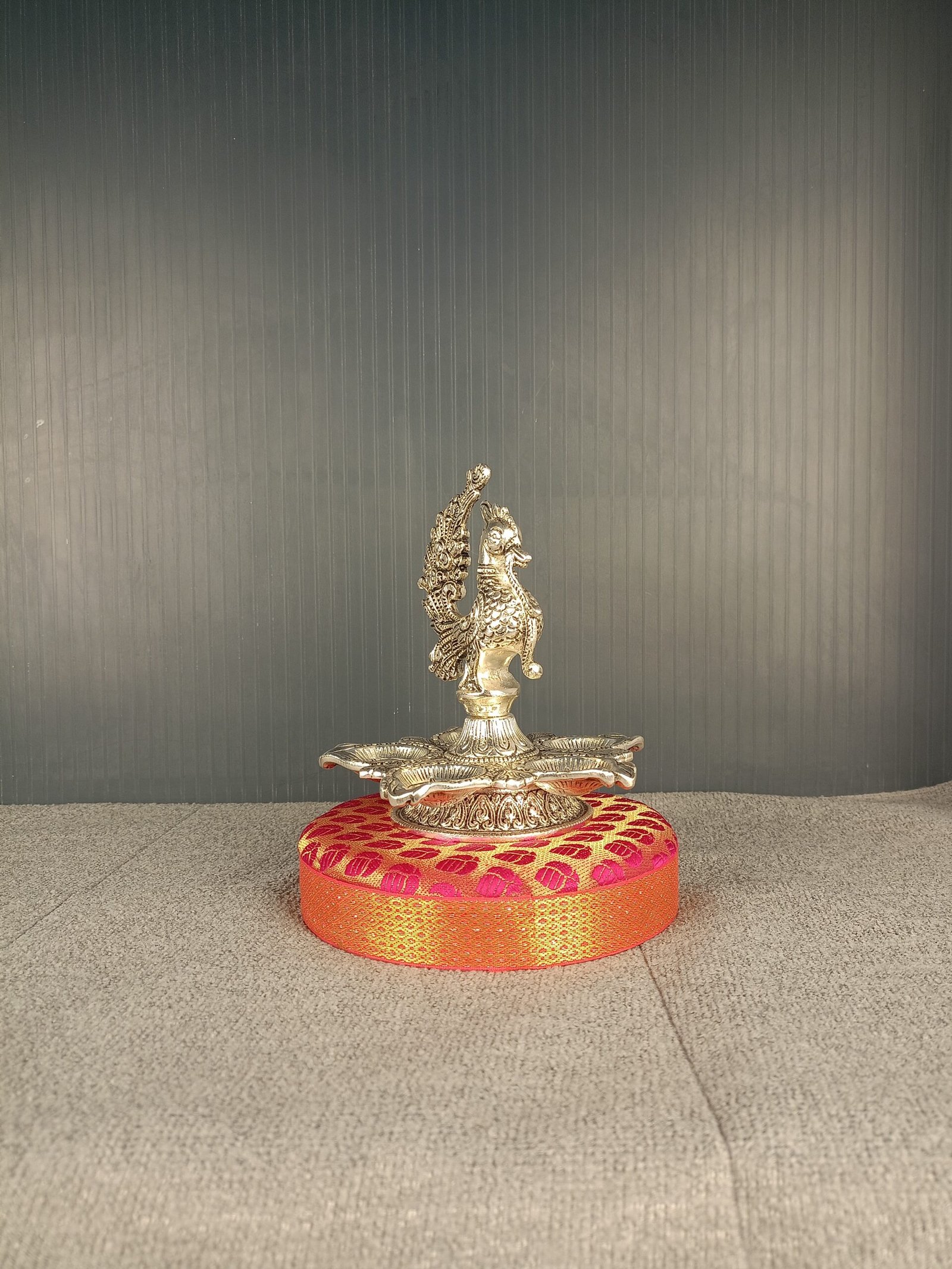 Peacock lamp - Image 3