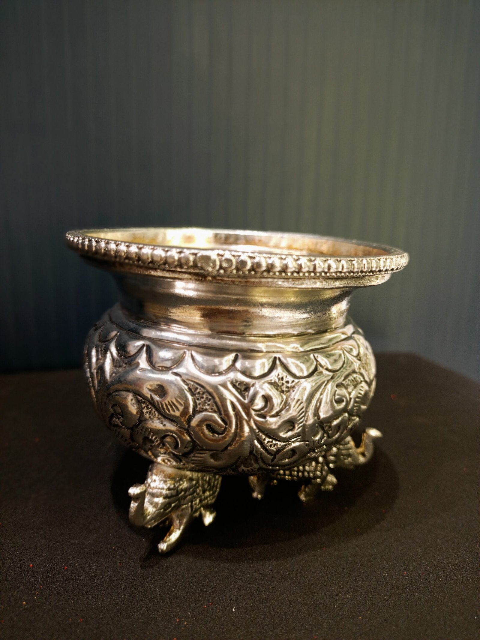 German Silver Elephant Stand Bowl - Image 3