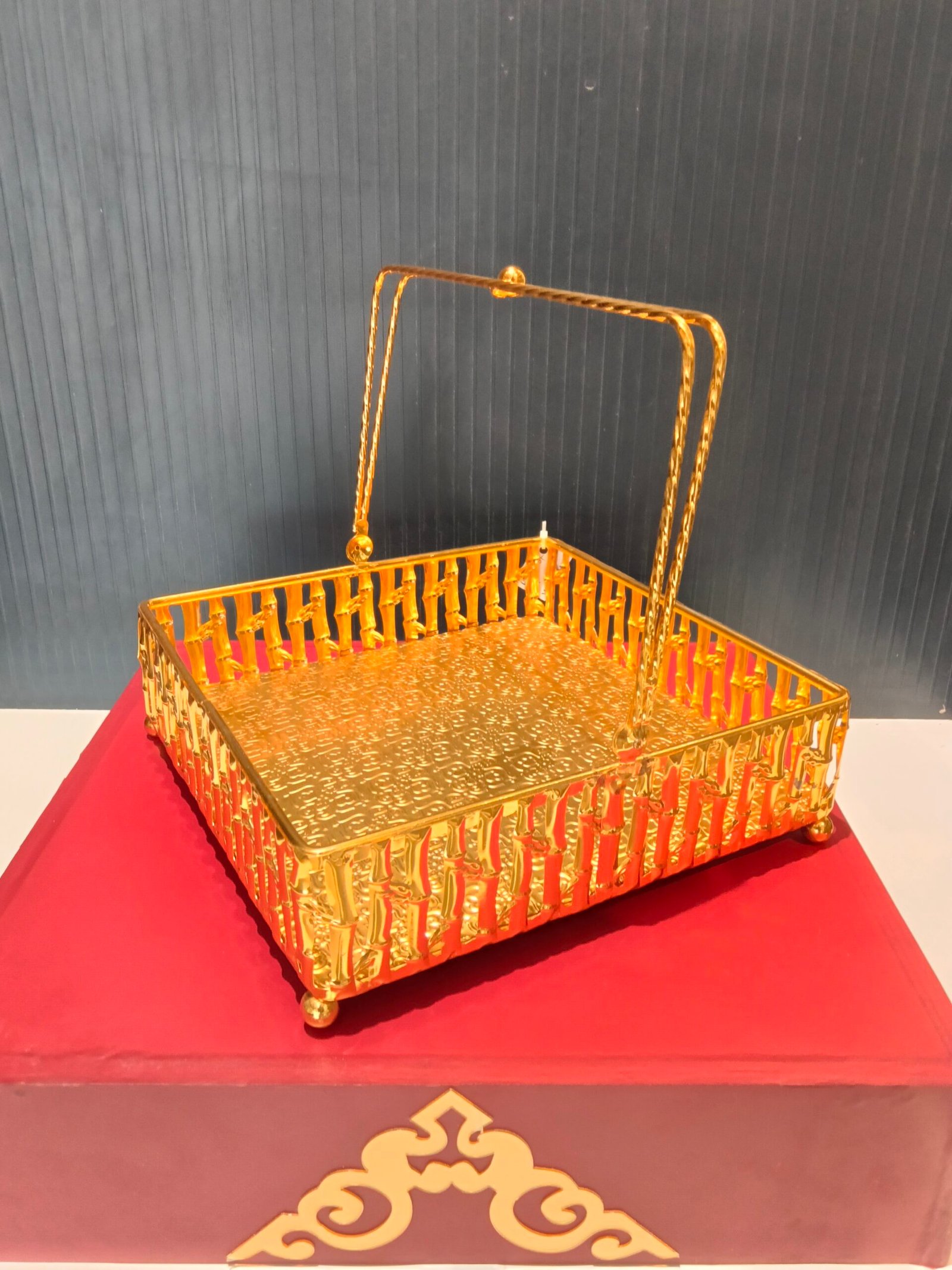 Gold Metal Decorative Gift Hamper - Image 4